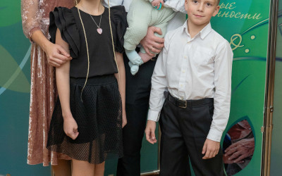 &laquo;Семья &ndash; главная ценность&raquo;: на Западно-Сибирской железной дороге наградили победителей проекта "Семейные ценности и традиции 2025"