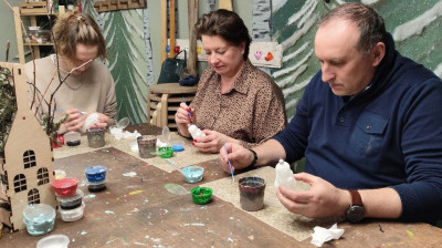 Мастер-класс по росписи новогодних игрушек