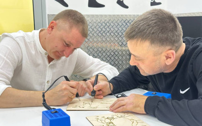 Рубрика «Семейные встречи» г. Бузулук . Мастер – класс по пирографии – выжигание на дереве.