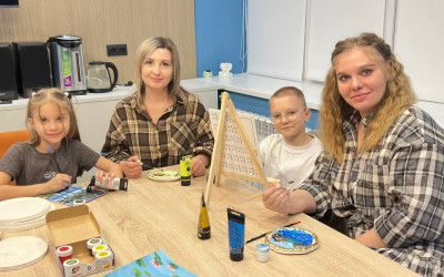 Рубрика «Семейные встречи» г. Бузулук. Мастер- класс по рисованию «Творческая палитра»