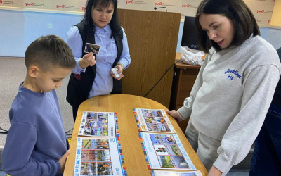 Экскурсия для детей сотрудников Эксплуатационного локомотивного депо в Вологде.