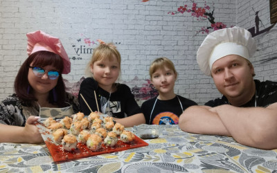 «Воскресный парад национальных блюд!». Обмен рецептами и кулинарными навыками.