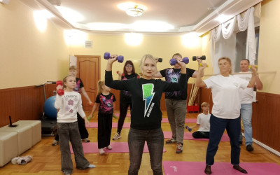 «Движение – это жизнь!» - семейная вечерняя тренировка.