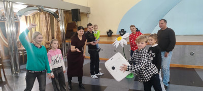 Рубрика «Семейные встречи» г. Челябинск. Интерактивная программа  «От кубика до ромашки»