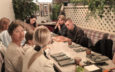 Семейный вечер в пиццерии: участники проекта совместили гастрономическое удовольствие с приятным общением.