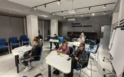 Семьи дорожного клуба отлично провели время на увлекательном квизе. 