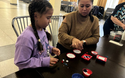 «Три ярких оттенка дружбы» Южно-Сахалинского ДСК.