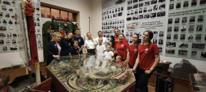 Экскурсия в музей истории Северного широтного хода Дальневосточного центра научно-технической информации и библиотек ОАО «РЖД» оказалась настоящим открытием для семей Комсомольского ДСК