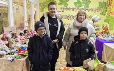 Праздник народной души расцвел калейдоскопом ярких эмоций и вдохновения, объединив самородков искусства из разных уголков Дальневосточного края.