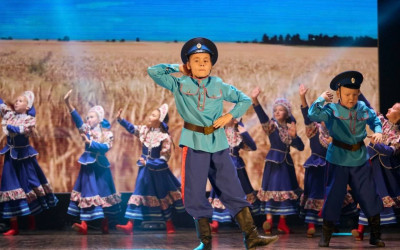 Волшебный вечер в ритме детства: семьи проекта погрузились в мир танца