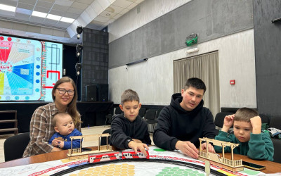 Семейная интеллектуальная игра "Платформа № 7"