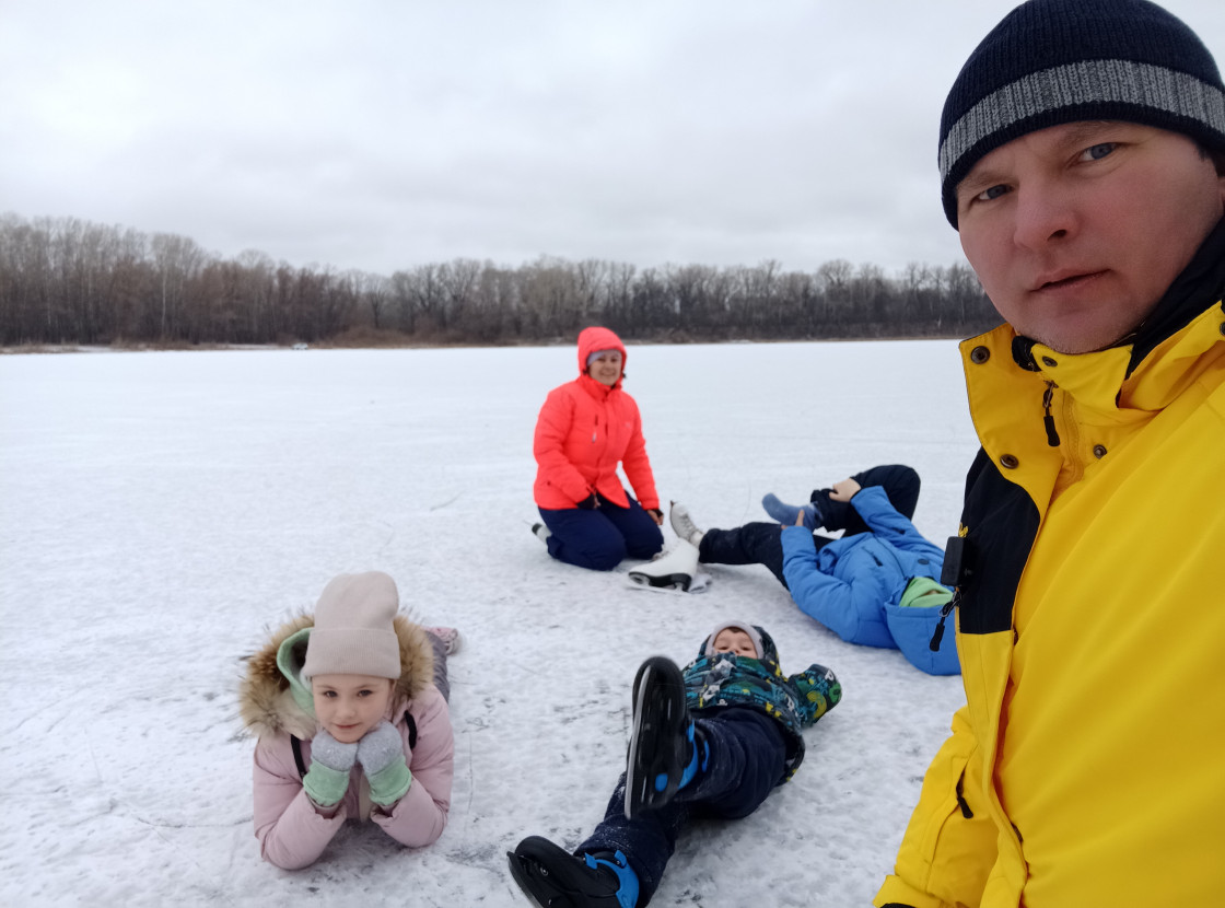 Семья-спорт-туризм!⛸️⛷️