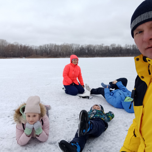 Семья-спорт-туризм!⛸️⛷️