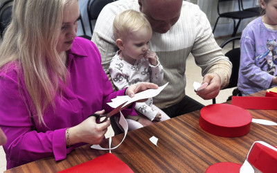 Мастер - класс для семей Оренбурга от Дома культуры железнодорожников «Экспресс»  по изготовлению новогодней декорации "Карамелька"