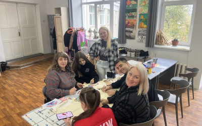 «Дорожный семейный клуб» Владивостока продолжает вдохновляющие творческие встречи с семьями проекта!