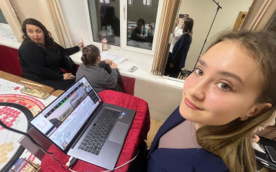 Игра «Платформа №7» показала, что дистанция не мешает единству: железнодорожников объединяют профессиональная гордость, традиции и крепкие семейные связи.