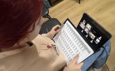 Игра «Платформа №7» показала, что дистанция не мешает единству: железнодорожников объединяют профессиональная гордость, традиции и крепкие семейные связи.