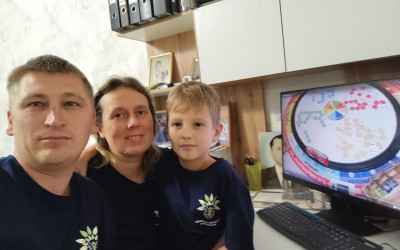 Игра «Платформа №7» показала, что дистанция не мешает единству: железнодорожников объединяют профессиональная гордость, традиции и крепкие семейные связи.