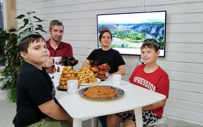 Сохраняя и передавая традиции. Семейная встреча на Куйбышевской железной дороге.