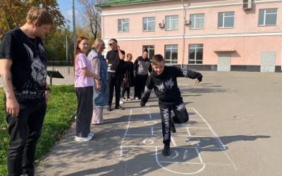 "Игры нашего двора" в Хабаровском ДСК