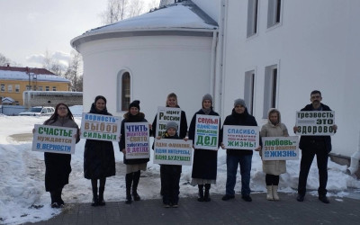 Дорожный Семейный клуб Горьковский: Волонтерские семьи дарят добро!