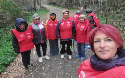 "Дорожный семейный клуб" Южно-Сахалинска совместно с волонтерами острова провел масштабную акцию по благоустройству мест погребения ветеранов Великой Отечественной войны и солдат специальной военной операции. 