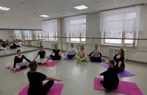 Танец — это язык души, и этот день доказал, что творить можно в любом возрасте и всегда вместе! Тындинский ДСК