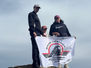 Волонтёры - семьи "Дорожных семейных клубов" ДВЖД — люди с большим сердцем. 