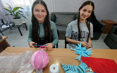 Новогодние шары для семейной елки. Тындинский ДСК