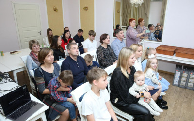 Торжественное награждение семей участников корпоративного социального проекта ОАО «РЖД» «Семейные ценности и традиции»