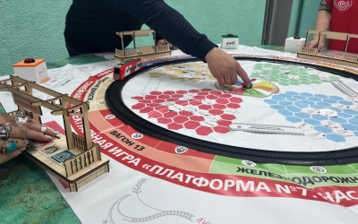 Интеллектуальный марафон для всей семьи. Как прошла игра "Платформа №7" на ВСЖД?