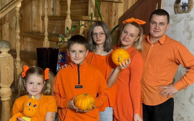 Семьи ВСЖД представили свою команду в интеллектуальной онлайн-игре "Платформа № 7"