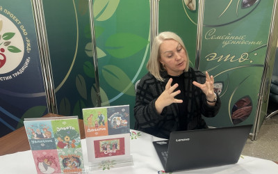 Команда ДВЖД, вы — невероятны! Ваша энергия, сплочённость и желание побеждать заряжают всех вокруг. В этот юбилейный год вы доказываете, что нет ничего невозможного!