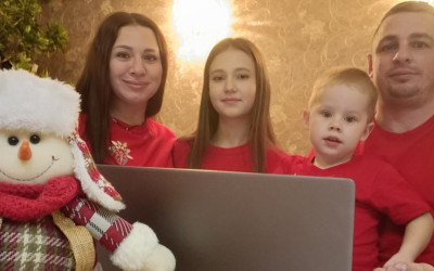 Команда ДВЖД, вы — невероятны! Ваша энергия, сплочённость и желание побеждать заряжают всех вокруг. В этот юбилейный год вы доказываете, что нет ничего невозможного!