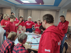 Семейная интеллектуальная игра «Платформа №7. Наследники железнодорожной славы»